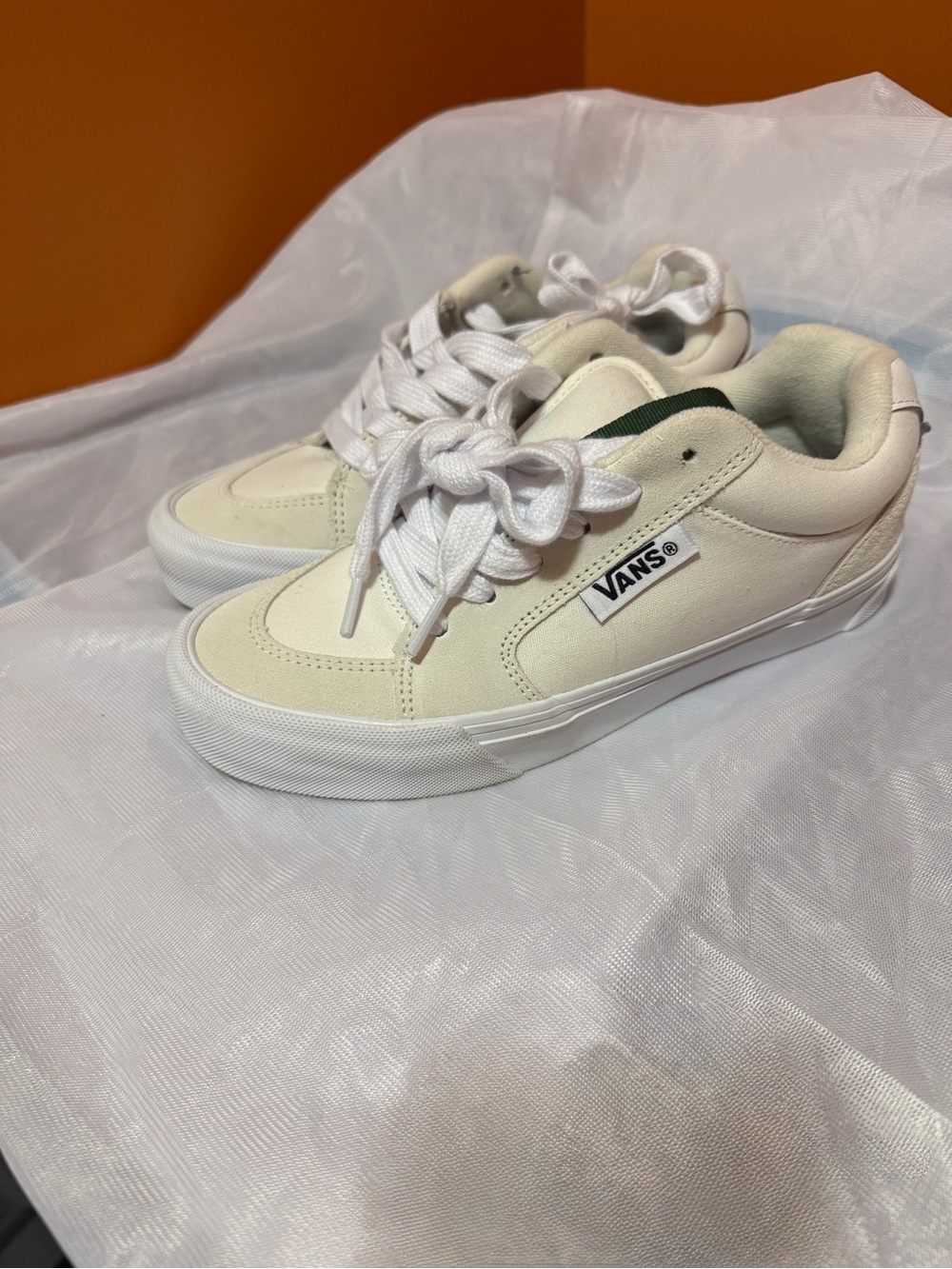 Vans Low-Top Sneakers in Off-White with Green Tongue Detail